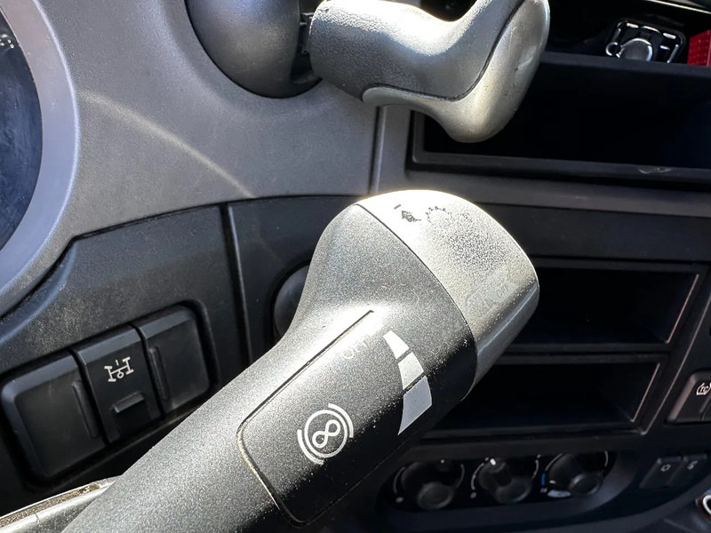 Vlačilec DAF XF 460 4X2 Tractor-unit Spring/Air Retarder ACC Euro6: slika 13