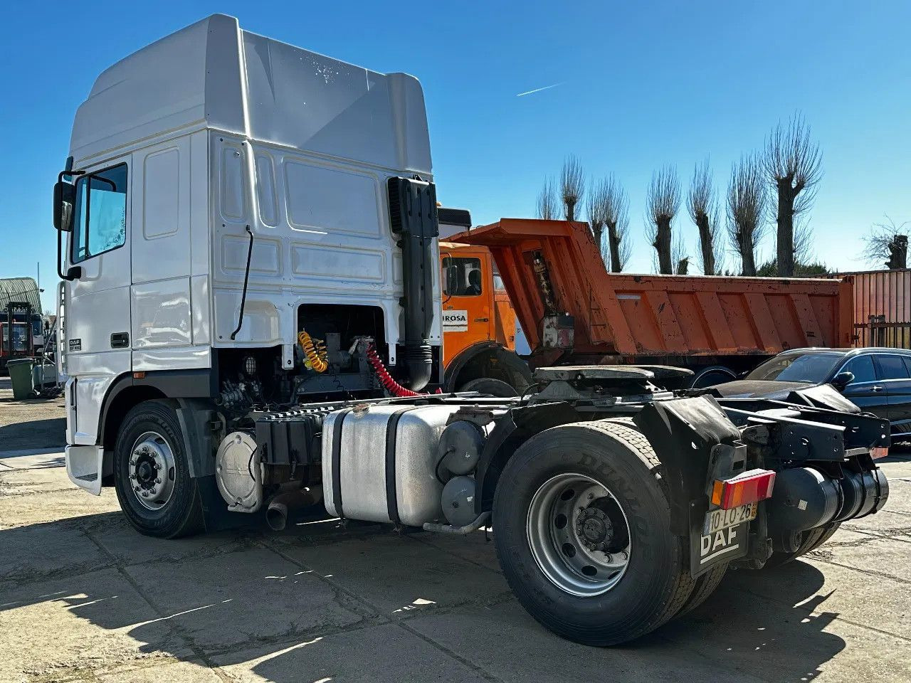 DAF XF 95.480 4X2 Tractor-unit Spring/Air ZF Manual - Vlačilec: slika 3 DAF XF 95.480 4X2 Tractor-unit Spring/Air ZF Manual - Vlačilec: slika 3