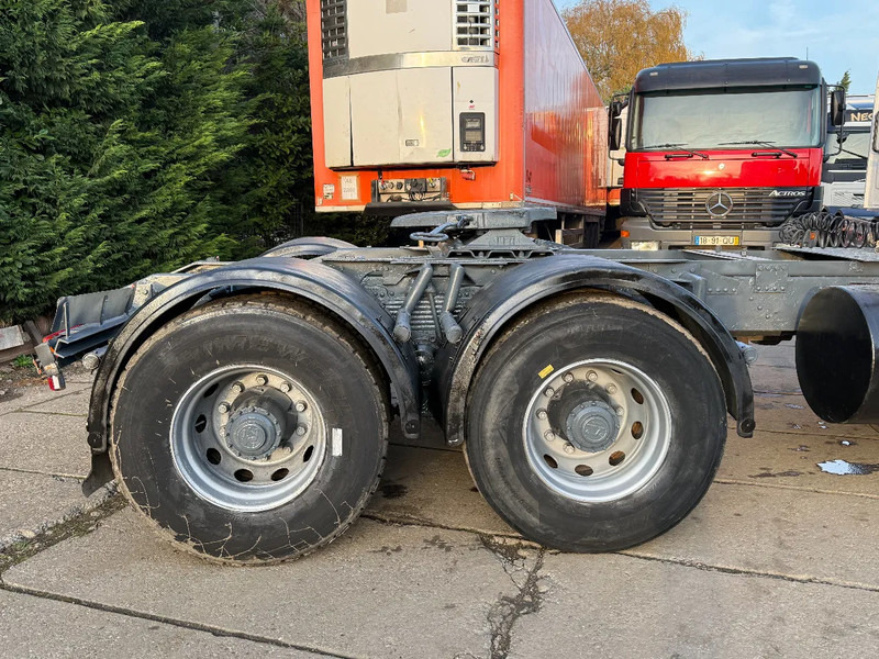 Volvo F 12 Turbo B 380 6X4 Tractor-Unit Spring/Spring Manual Gearbox - Vlačilec: slika 5 Volvo F 12 Turbo B 380 6X4 Tractor-Unit Spring/Spring Manual Gearbox - Vlačilec: slika 5