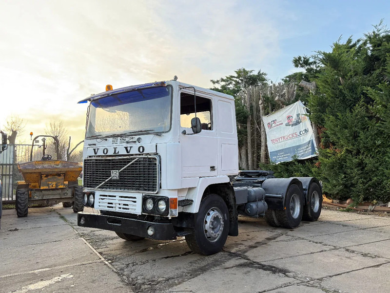 Volvo F 12 Turbo B 380 6X4 Tractor-Unit Spring/Spring Manual Gearbox - Vlačilec: slika 2 Volvo F 12 Turbo B 380 6X4 Tractor-Unit Spring/Spring Manual Gearbox - Vlačilec: slika 2