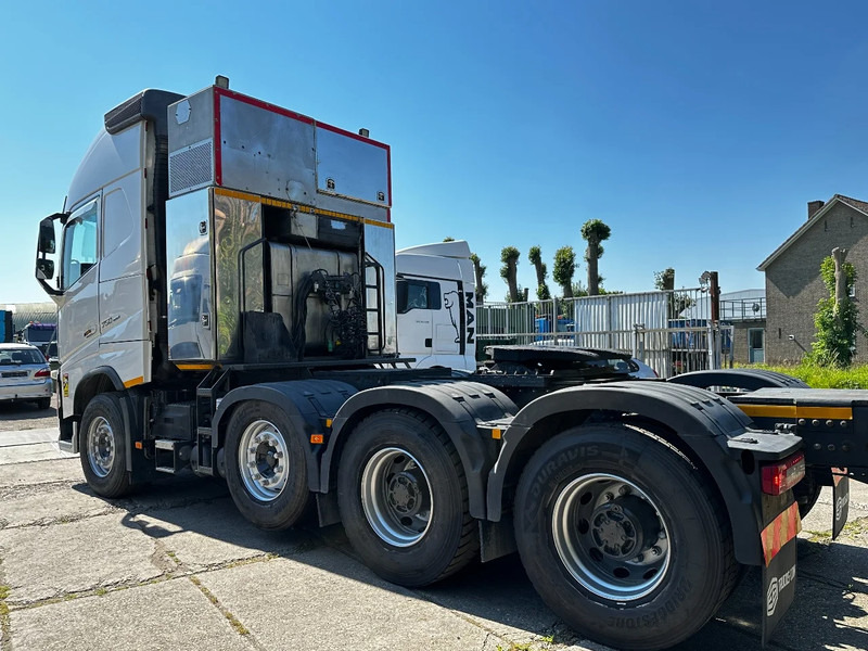 Volvo FH 16.750 8X4 Tractor-unit Push-pull 180T Retarder *Top condition* - Vlačilec: slika 3 Volvo FH 16.750 8X4 Tractor-unit Push-pull 180T Retarder *Top condition* - Vlačilec: slika 3