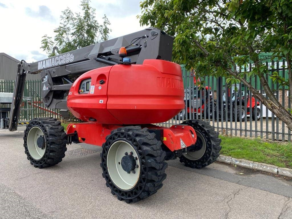 Manitou 200 ATJ - Zglobna dvižna ploščad: slika 1 Manitou 200 ATJ - Zglobna dvižna ploščad: slika 1