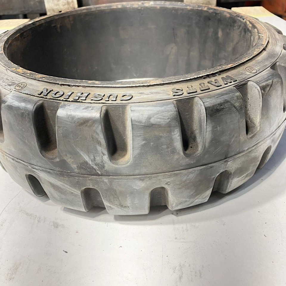 1X Watts 15x5x11 cushion tyre - Guma za Oprema za rokovanje z materiali: slika 2 1X Watts 15x5x11 cushion tyre - Guma za Oprema za rokovanje z materiali: slika 2