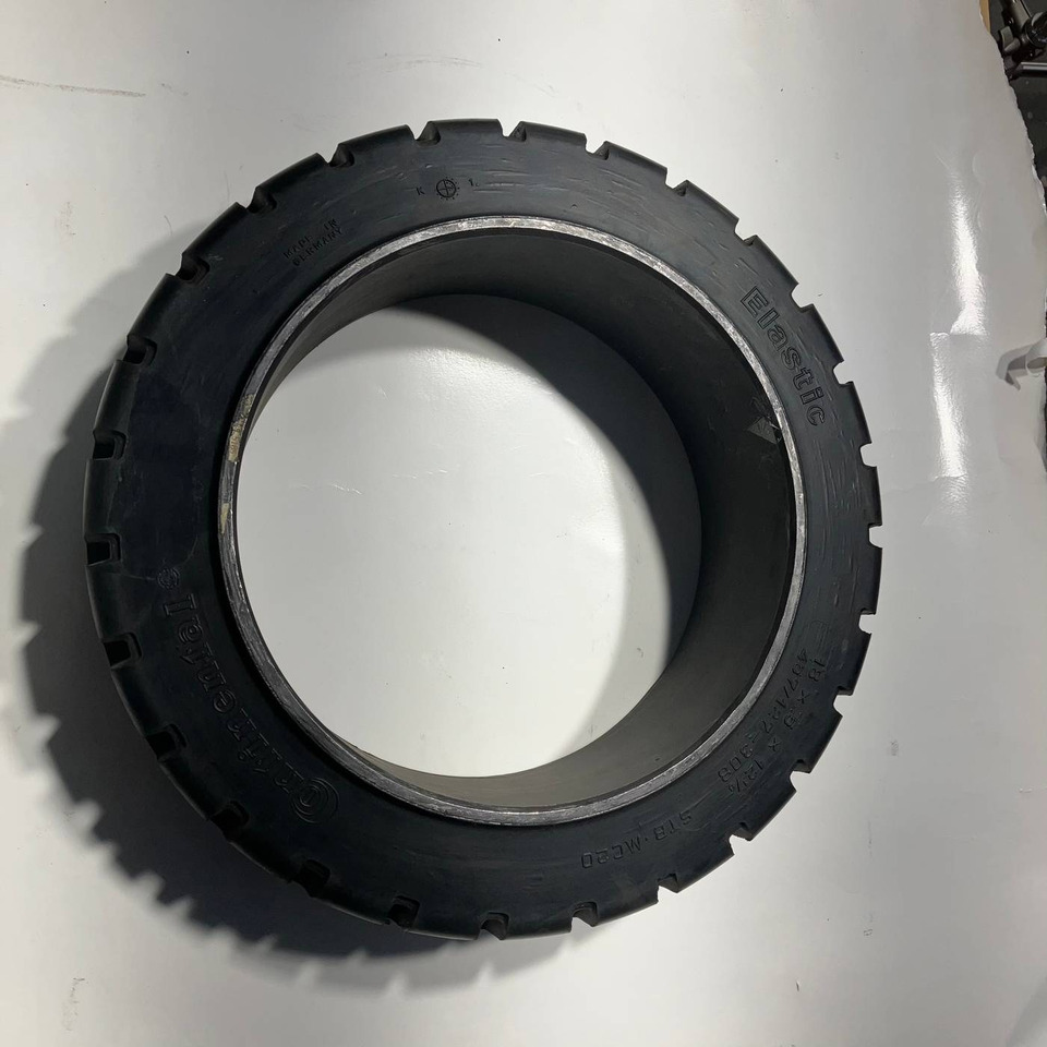 2X Conti 18x5x12 1/8 tyres - Guma za Oprema za rokovanje z materiali: slika 3 2X Conti 18x5x12 1/8 tyres - Guma za Oprema za rokovanje z materiali: slika 3