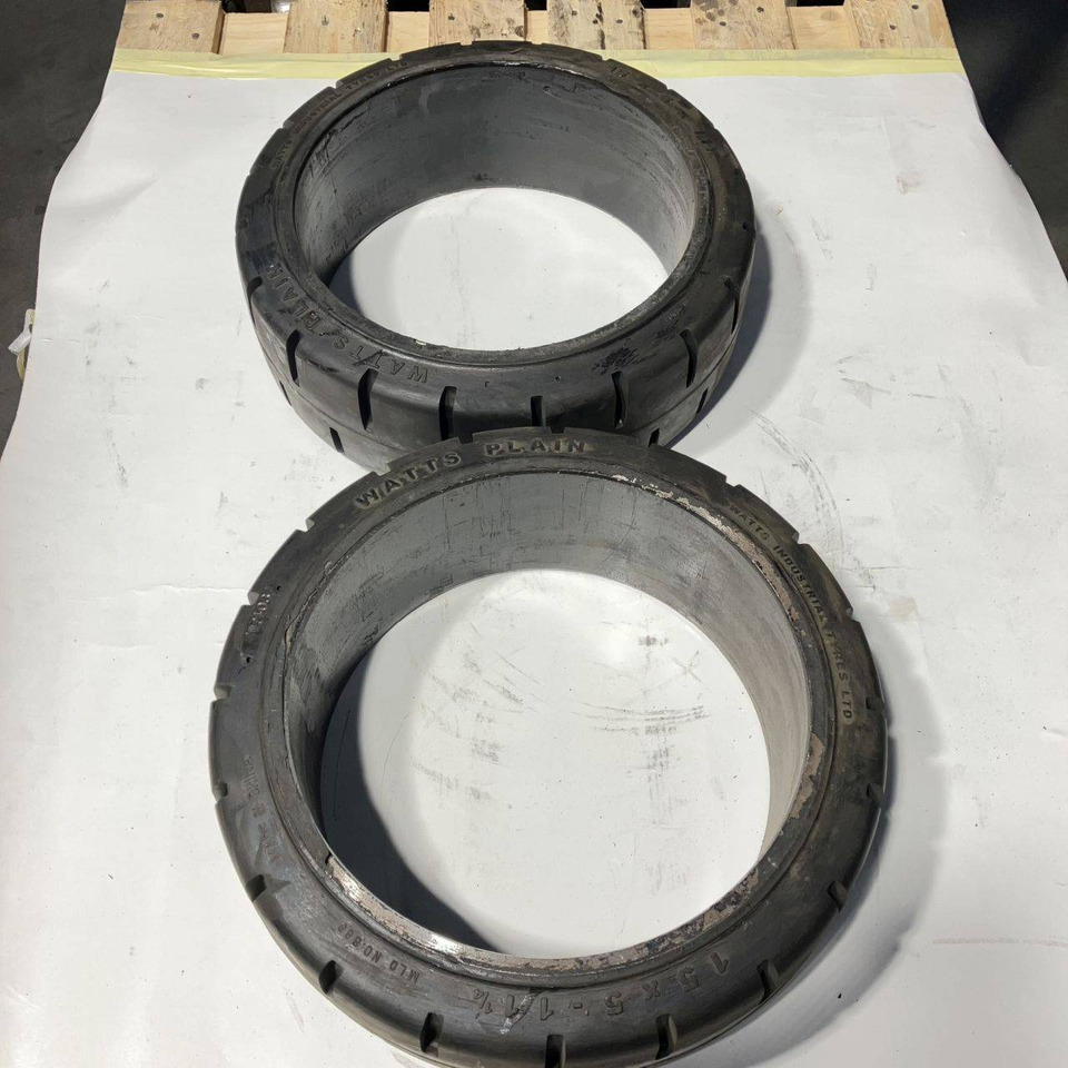 2X Watts 15x5x11 1/4 tyres - Guma za Oprema za rokovanje z materiali: slika 3 2X Watts 15x5x11 1/4 tyres - Guma za Oprema za rokovanje z materiali: slika 3
