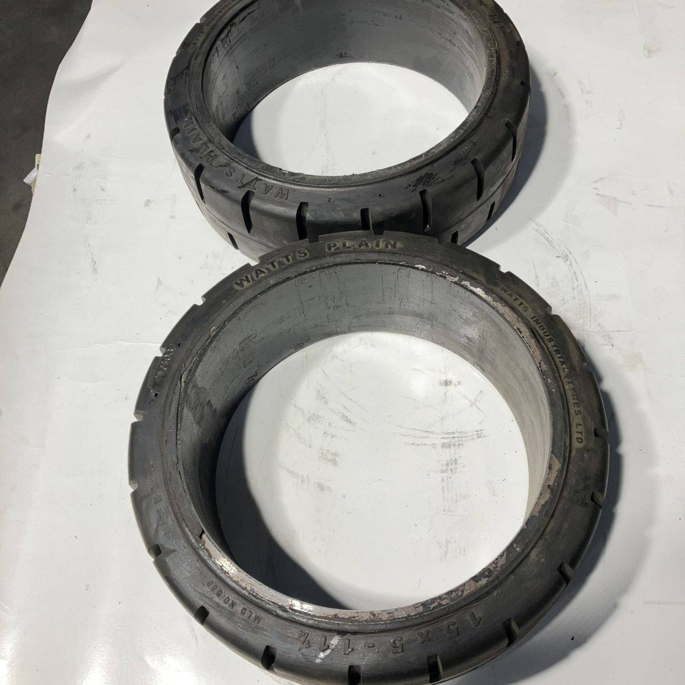 2X Watts 15x5x11 1/4 tyres - Guma za Oprema za rokovanje z materiali: slika 4 2X Watts 15x5x11 1/4 tyres - Guma za Oprema za rokovanje z materiali: slika 4