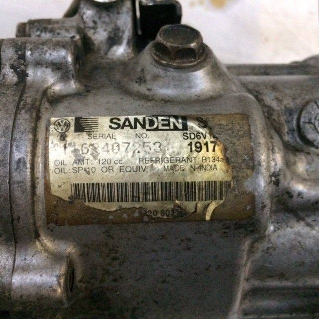 A/C Compressor with electro-magnetic coupling - Kompresor klime za Oprema za rokovanje z materiali: slika 5 A/C Compressor with electro-magnetic coupling - Kompresor klime za Oprema za rokovanje z materiali: slika 5