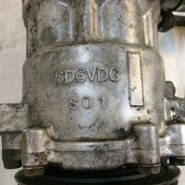 A/C Compressor with electro-magnetic coupling - Kompresor klime za Oprema za rokovanje z materiali: slika 4 A/C Compressor with electro-magnetic coupling - Kompresor klime za Oprema za rokovanje z materiali: slika 4
