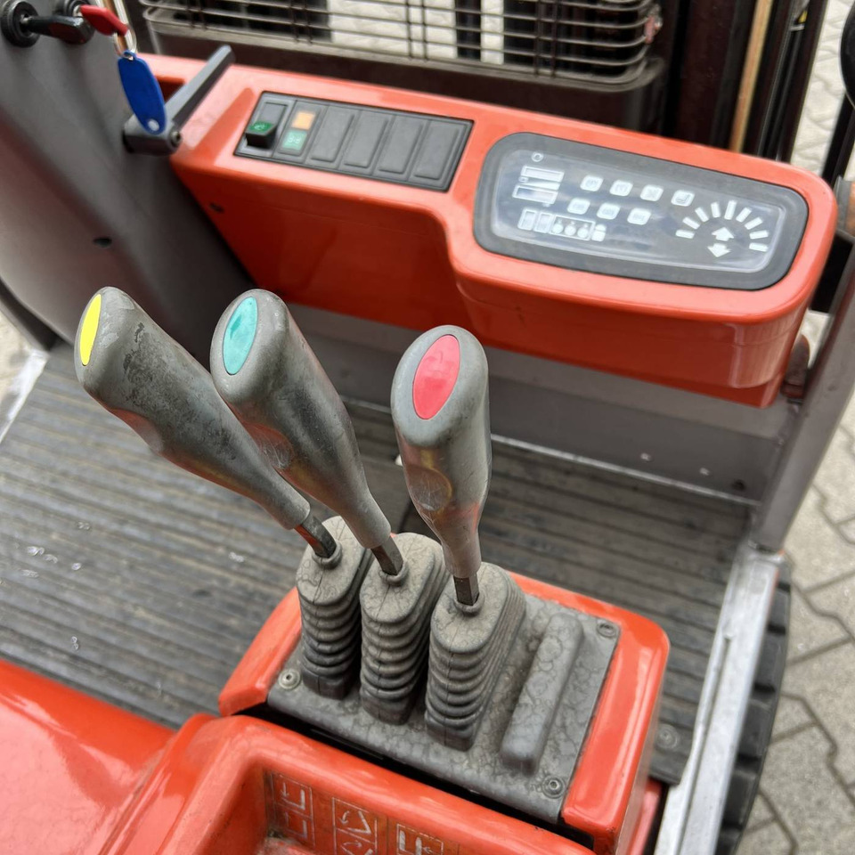 BT CBE18T - Električni viličar: slika 4 BT CBE18T - Električni viličar: slika 4
