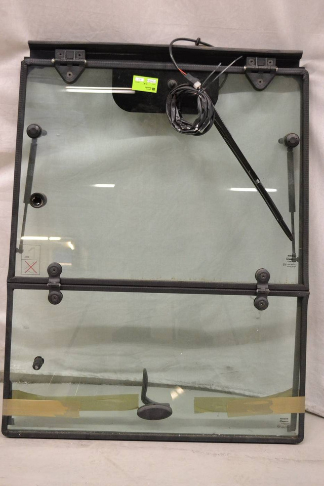 Canvas Cabin Nissan TX - Okno in deli za Oprema za rokovanje z materiali: slika 3 Canvas Cabin Nissan TX - Okno in deli za Oprema za rokovanje z materiali: slika 3