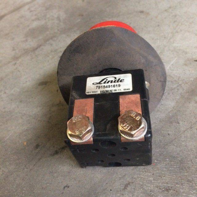 Emergency stop switch for Linde Series 1110/1111/1190/132 - Stikalo volanskega droga za Oprema za rokovanje z materiali: slika 2 Emergency stop switch for Linde Series 1110/1111/1190/132 - Stikalo volanskega droga za Oprema za rokovanje z materiali: slika 2