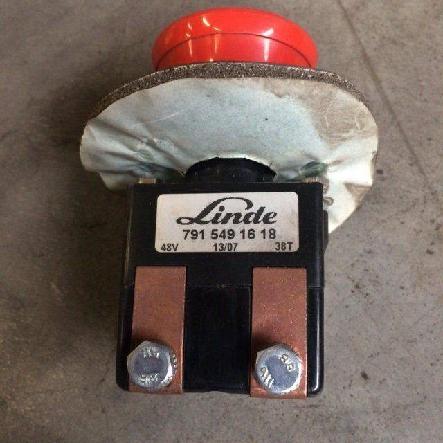 Emergency stop switch for Linde Series 1110/1111/1190/132 - Stikalo volanskega droga za Oprema za rokovanje z materiali: slika 1 Emergency stop switch for Linde Series 1110/1111/1190/132 - Stikalo volanskega droga za Oprema za rokovanje z materiali: slika 1