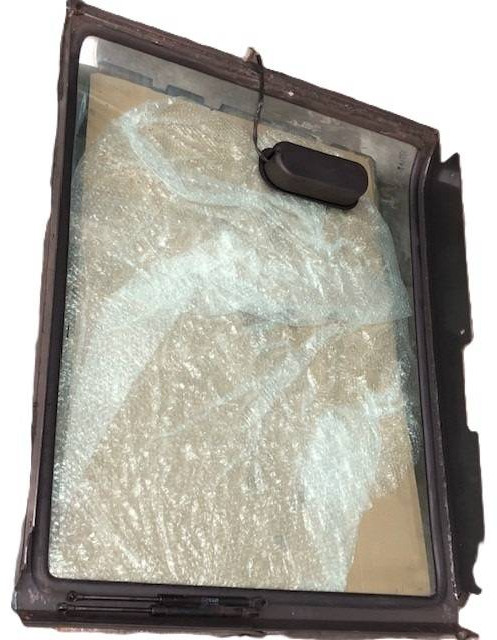 Front window for Nissan/Atlet - Okno in deli za Oprema za rokovanje z materiali: slika 2 Front window for Nissan/Atlet - Okno in deli za Oprema za rokovanje z materiali: slika 2