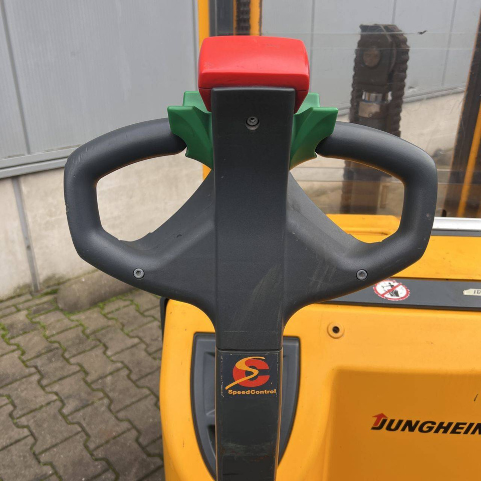 Jungheinrich EJC16G - Stroj za zlaganje: slika 4 Jungheinrich EJC16G - Stroj za zlaganje: slika 4