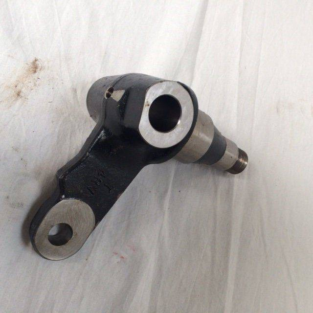 Knuckle, R.H. for Caterpillar - Premnik za Oprema za rokovanje z materiali: slika 4 Knuckle, R.H. for Caterpillar - Premnik za Oprema za rokovanje z materiali: slika 4