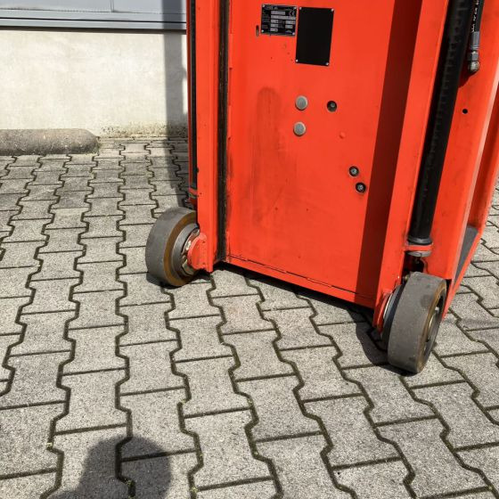 Linde E10 (334) - Električni viličar: slika 4 Linde E10 (334) - Električni viličar: slika 4