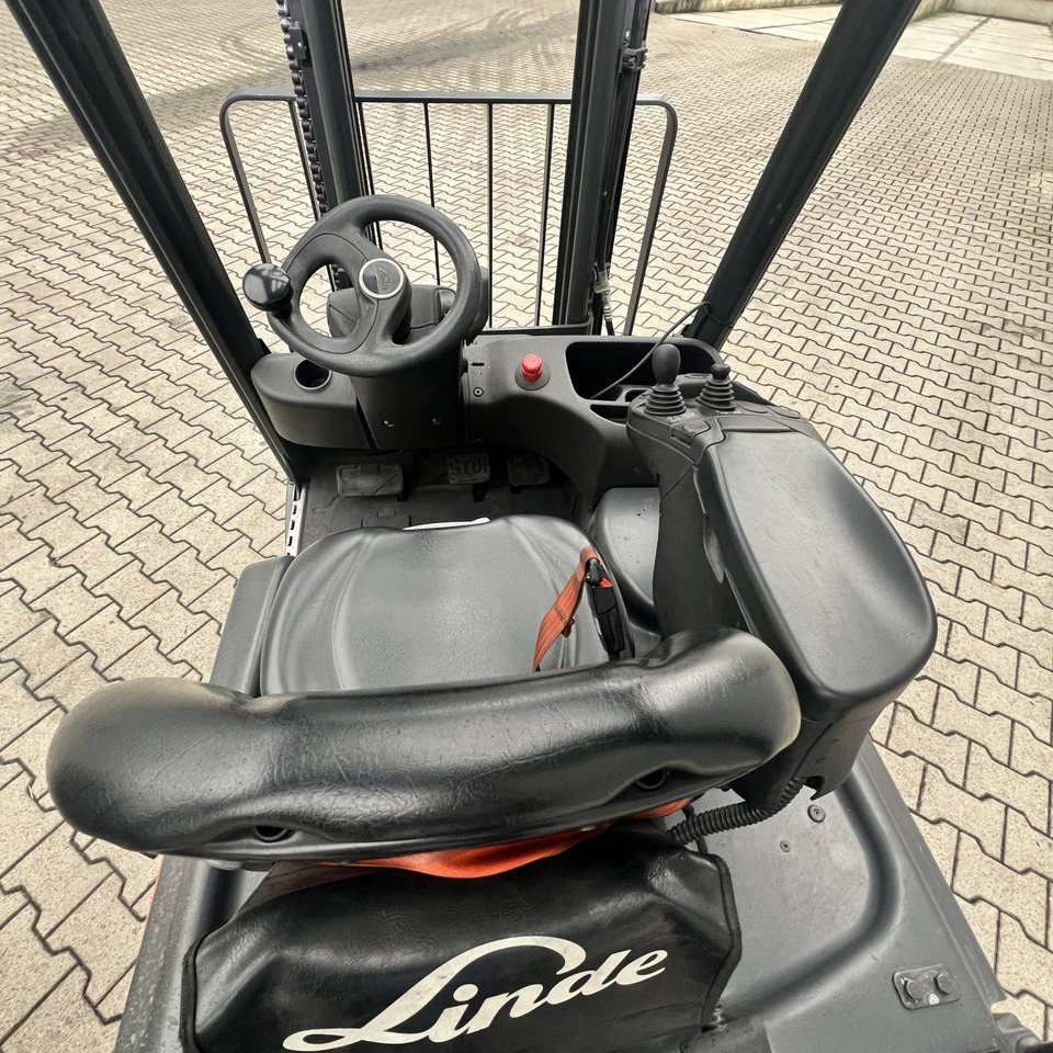 Linde E15 (386-02) EVO - Električni viličar: slika 4 Linde E15 (386-02) EVO - Električni viličar: slika 4