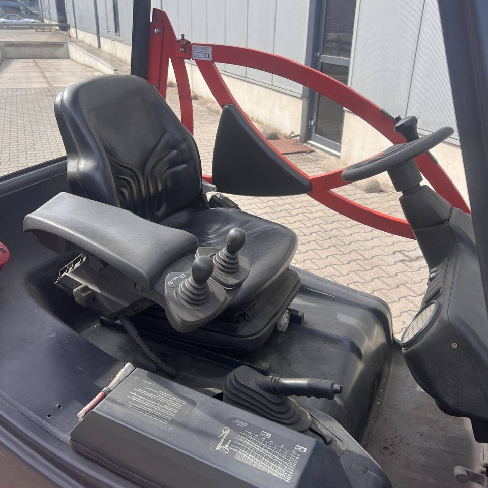 Linde E25S (336-03) - Električni viličar: slika 4 Linde E25S (336-03) - Električni viličar: slika 4