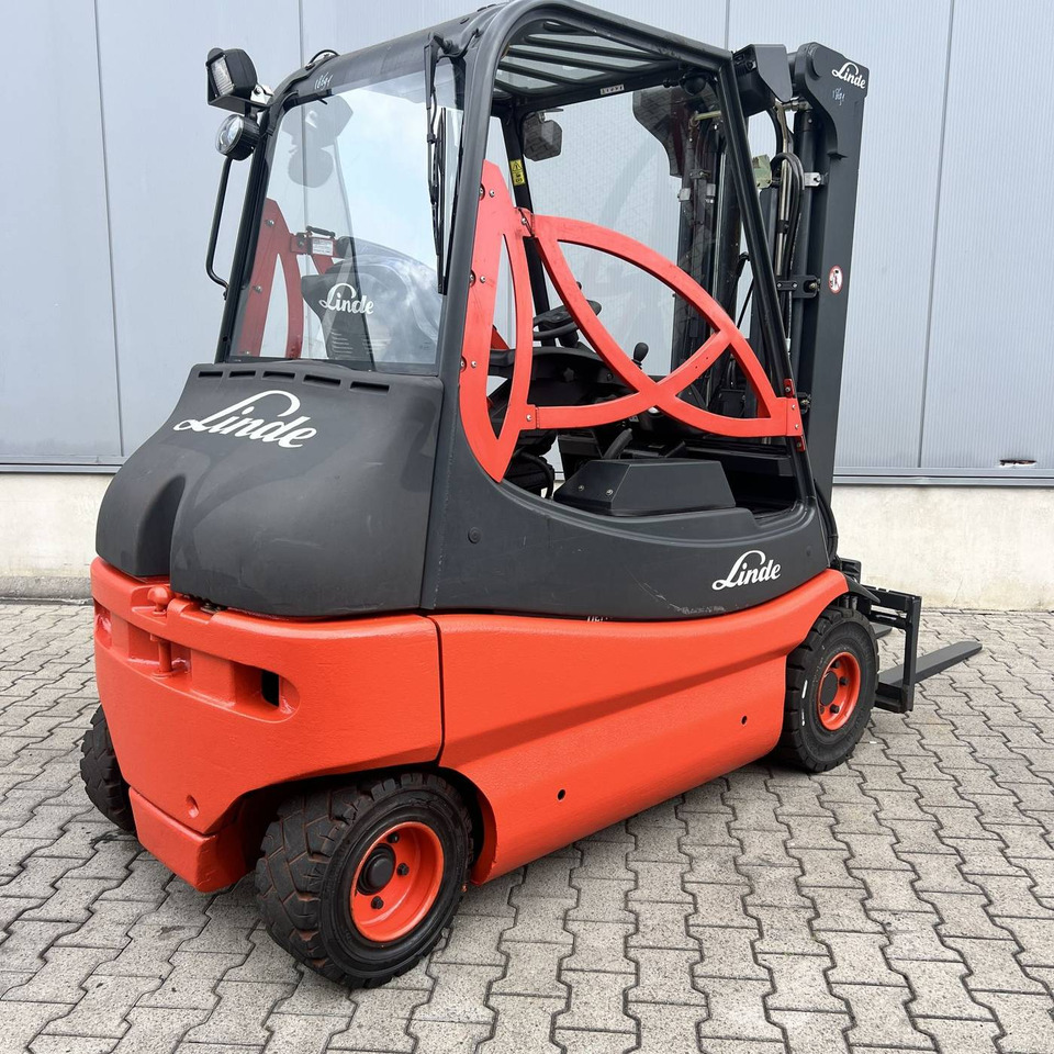 Linde E25S (336-03) - Električni viličar: slika 2 Linde E25S (336-03) - Električni viličar: slika 2