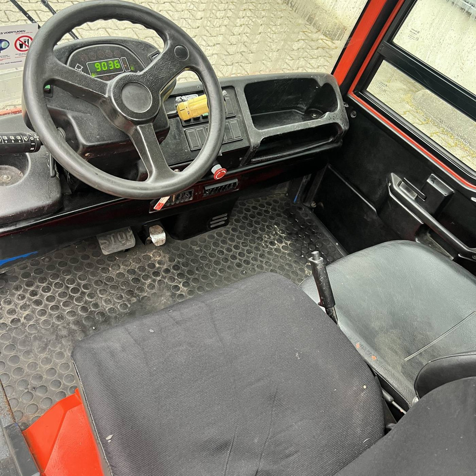 Vlečni traktor Linde P250 LWB (127): slika 6