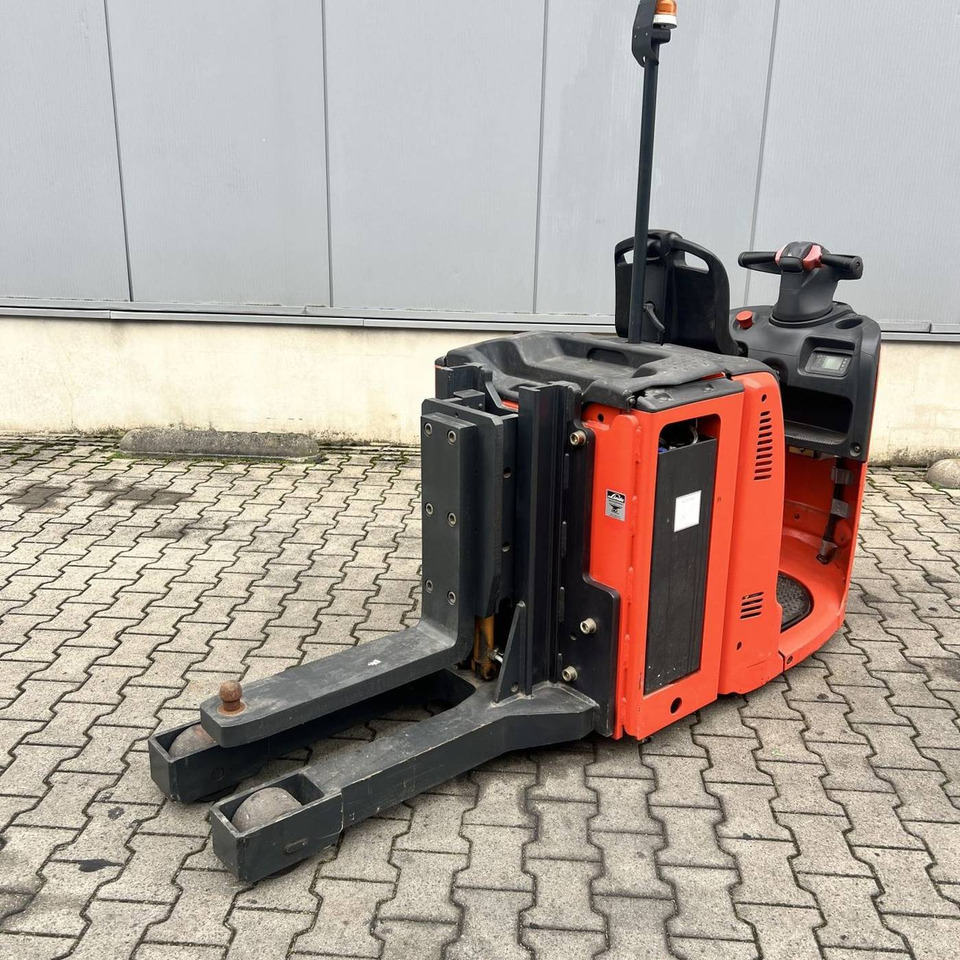 Linde P30 (132) - Vlečni traktor: slika 3 Linde P30 (132) - Vlečni traktor: slika 3