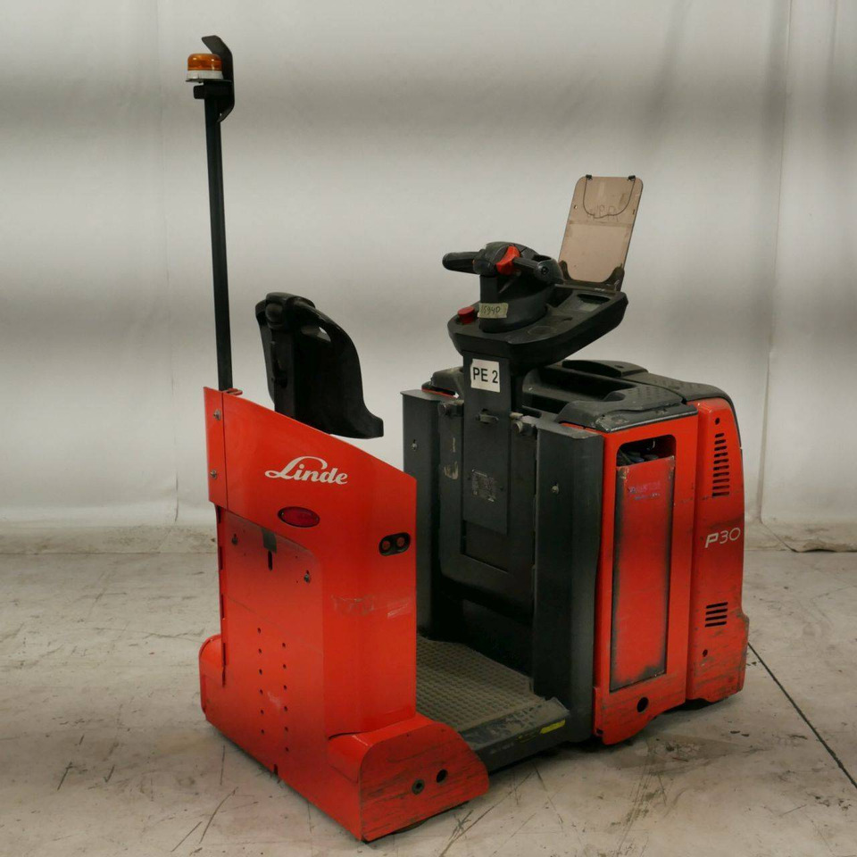 Linde P30C (1190) - Vlečni traktor: slika 2 Linde P30C (1190) - Vlečni traktor: slika 2