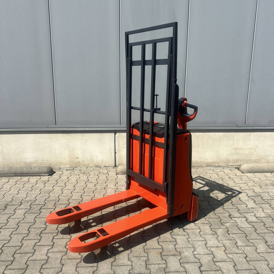 Linde T16 (1152) - Paletni viličar: slika 1 Linde T16 (1152) - Paletni viličar: slika 1