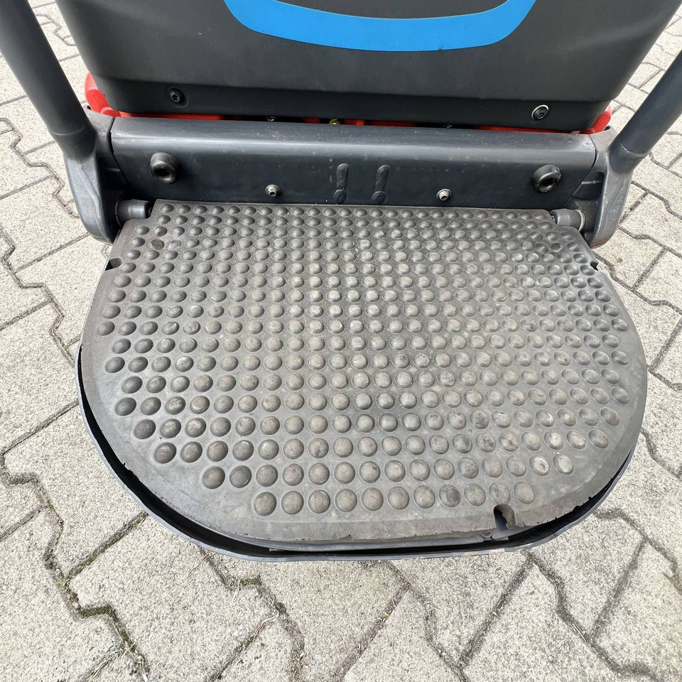 Paletni viličar Linde T20AP (1153) Li-On: slika 13