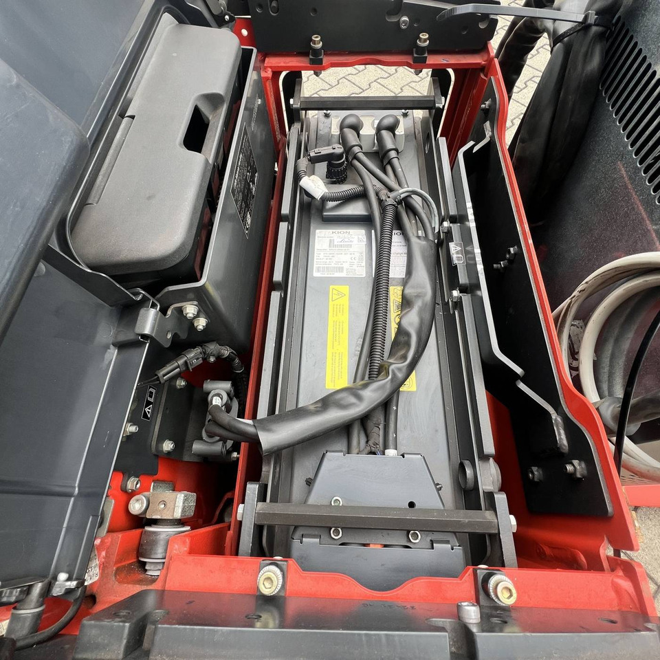 Paletni viličar Linde T20AP (1153) Li-On: slika 16