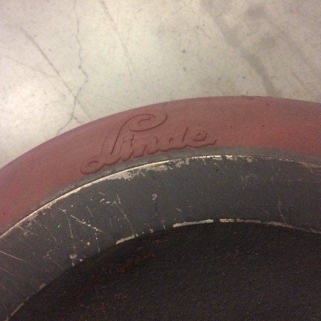 Load wheel for Linde R20/R20N/R20S Series 115-03 - Krmarjenje za Oprema za rokovanje z materiali: slika 3 Load wheel for Linde R20/R20N/R20S Series 115-03 - Krmarjenje za Oprema za rokovanje z materiali: slika 3