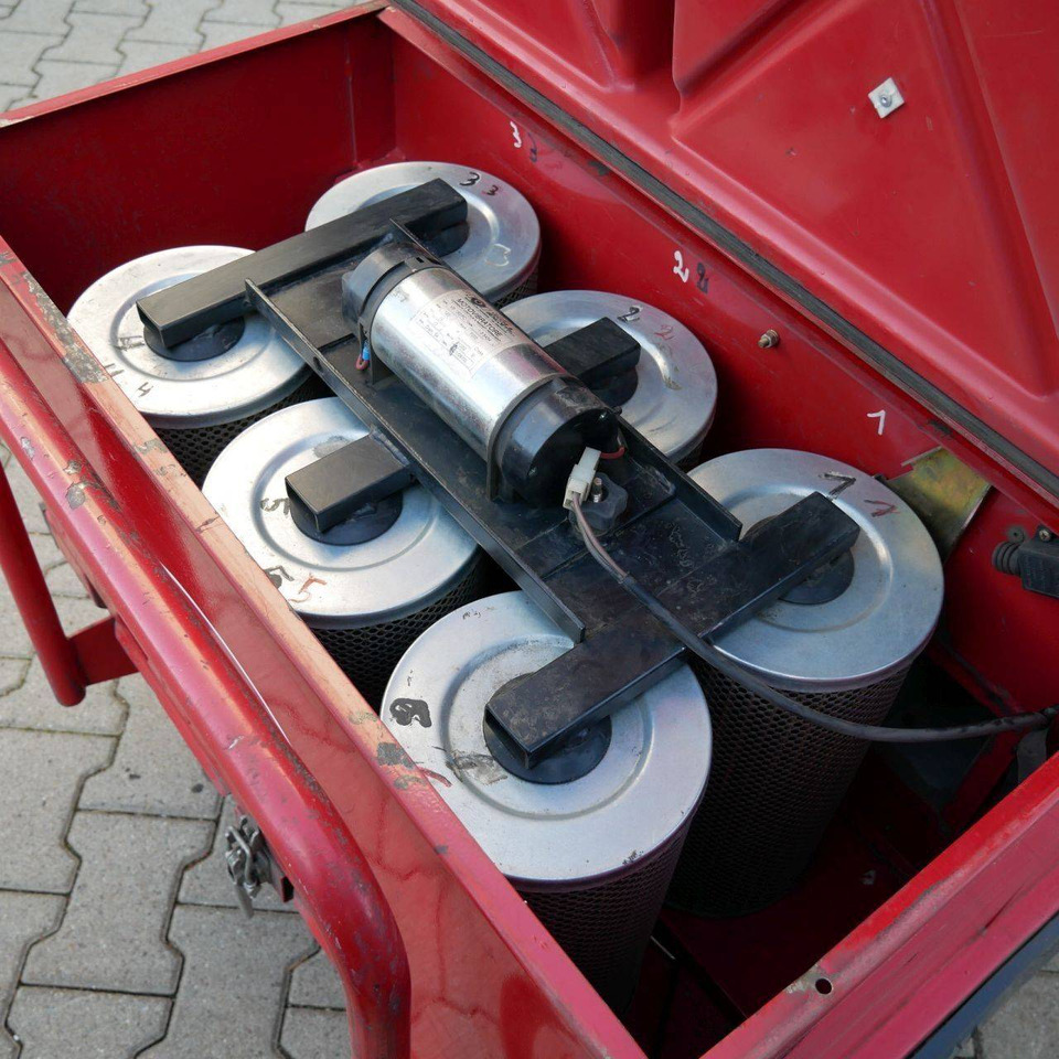 RCM 703H (LPG) - Industrijski pometalni stroj: slika 5 RCM 703H (LPG) - Industrijski pometalni stroj: slika 5