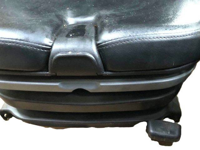 Seat for Linde 1120 Series - Sedež za Oprema za rokovanje z materiali: slika 2 Seat for Linde 1120 Series - Sedež za Oprema za rokovanje z materiali: slika 2