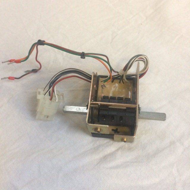 Sensor, Driving direction switch for Caterpillar - Stikalo volanskega droga za Oprema za rokovanje z materiali: slika 2 Sensor, Driving direction switch for Caterpillar - Stikalo volanskega droga za Oprema za rokovanje z materiali: slika 2
