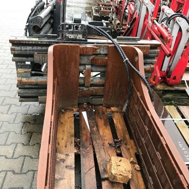 Stabau Bale Clamp - Sponka: slika 1 Stabau Bale Clamp - Sponka: slika 1