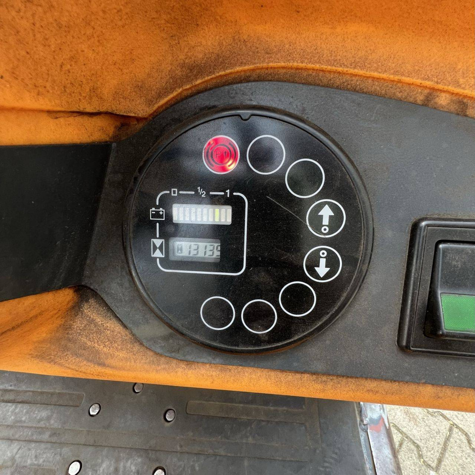 Still R06 (126) - Vlečni traktor: slika 5 Still R06 (126) - Vlečni traktor: slika 5