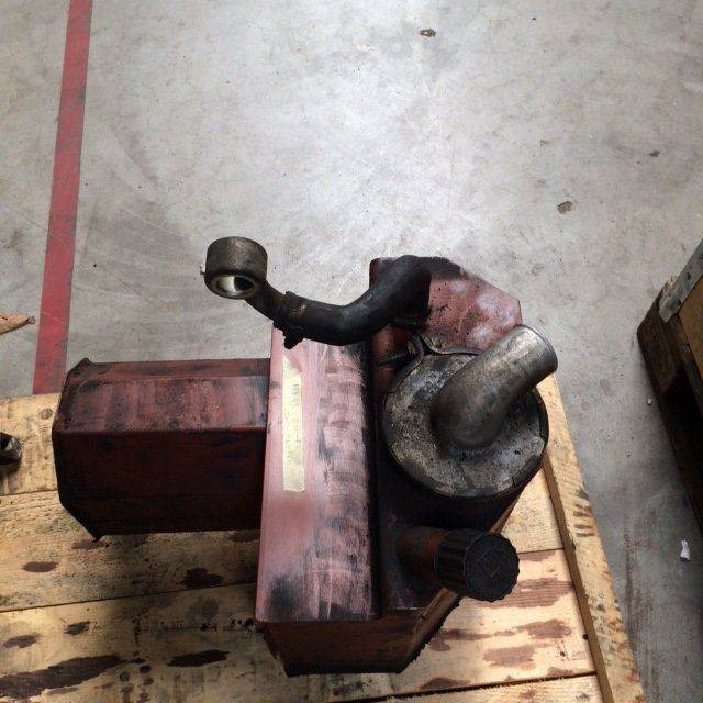 Tank oil for Linde - Hidravlični rezervoar za Oprema za rokovanje z materiali: slika 2 Tank oil for Linde - Hidravlični rezervoar za Oprema za rokovanje z materiali: slika 2