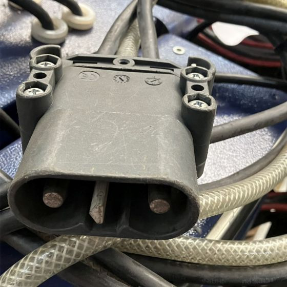 Tricom E230 G24/60B25.Fp EU Futur Smart (2) - Električni sistem za Oprema za rokovanje z materiali: slika 5 Tricom E230 G24/60B25.Fp EU Futur Smart (2) - Električni sistem za Oprema za rokovanje z materiali: slika 5