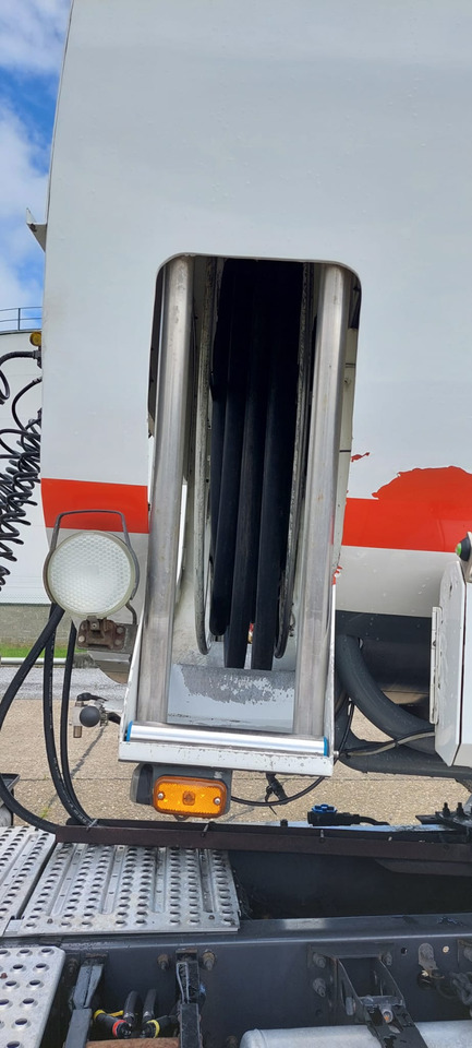 EKW - Polprikolica cisterna: slika 2 EKW - Polprikolica cisterna: slika 2