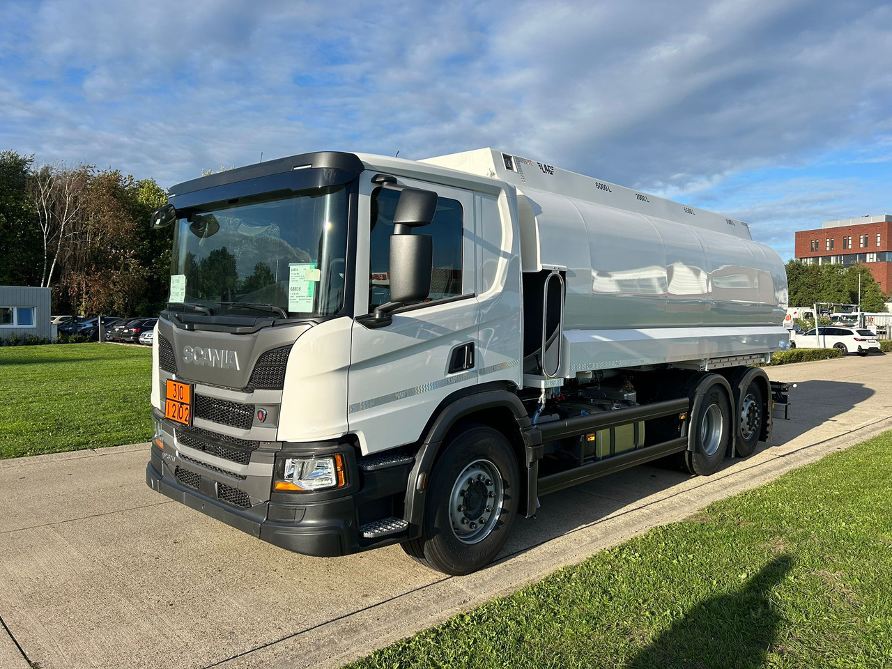 SCANIA P370 - Tovornjak cisterna: slika 1 SCANIA P370 - Tovornjak cisterna: slika 1