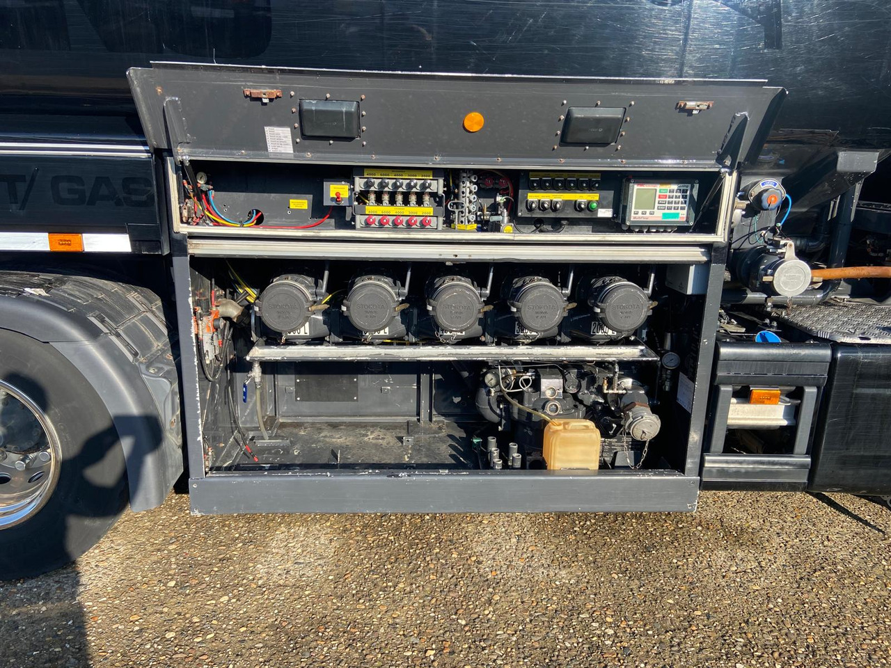 SCANIA P410 - Tovornjak cisterna: slika 3 SCANIA P410 - Tovornjak cisterna: slika 3