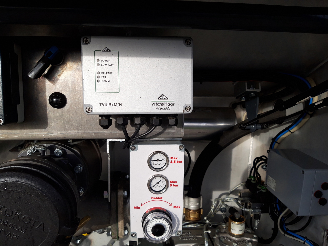 Tovornjak cisterna VOLVO FM: slika 6