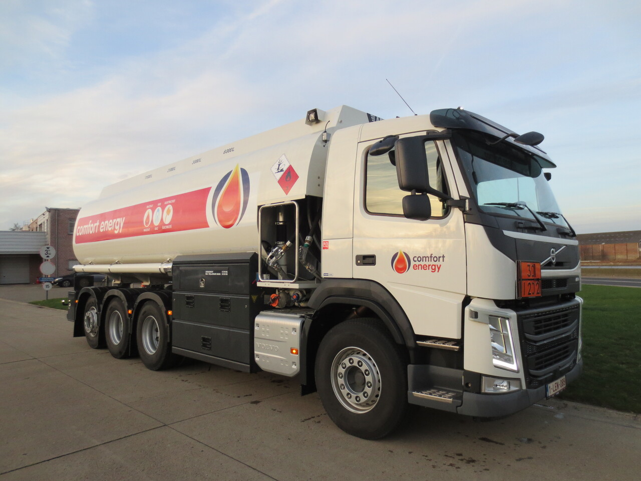VOLVO FM - Tovornjak cisterna: slika 3 VOLVO FM - Tovornjak cisterna: slika 3
