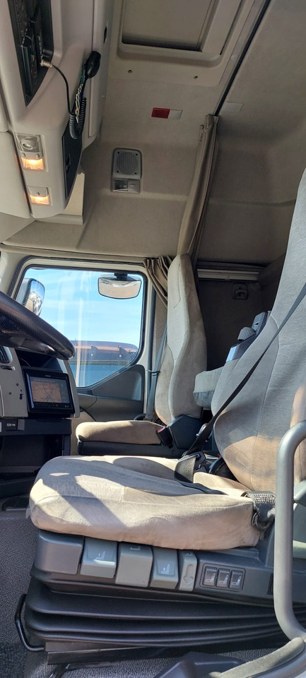 RENAULT PREMIUM 410 - Vlačilec: slika 2 RENAULT PREMIUM 410 - Vlačilec: slika 2