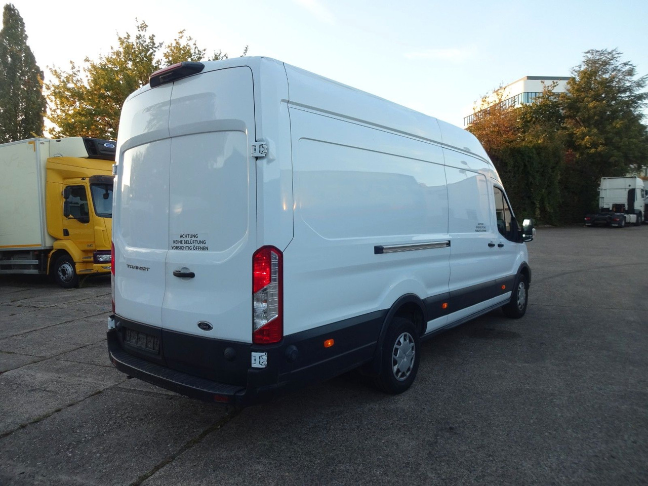 Ford Transit Kasten L4H2, Klima, Tempomat, Kamera - Furgon: slika 5 Ford Transit Kasten L4H2, Klima, Tempomat, Kamera - Furgon: slika 5