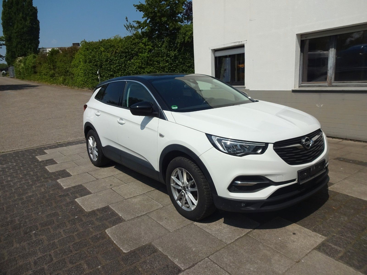 Opel Grandland (X) - SUV: slika 3 Opel Grandland (X) - SUV: slika 3