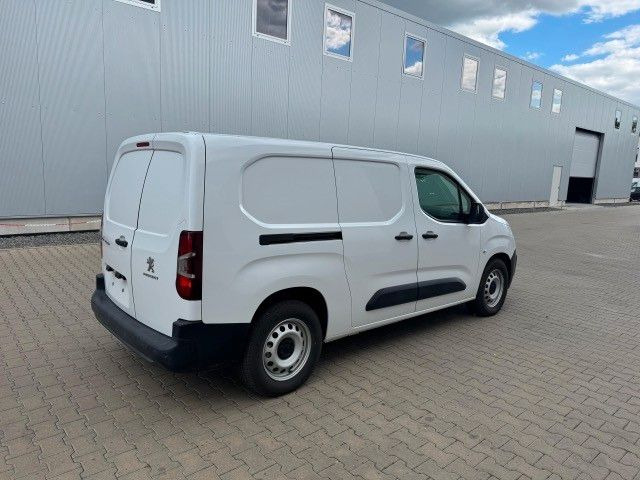 Peugeot Partner Premium Elektro, L3H1, 100 kW, Kamera - Mali kombi, Električno dostavno vozilo: slika 3 Peugeot Partner Premium Elektro, L3H1, 100 kW, Kamera - Mali kombi, Električno dostavno vozilo: slika 3