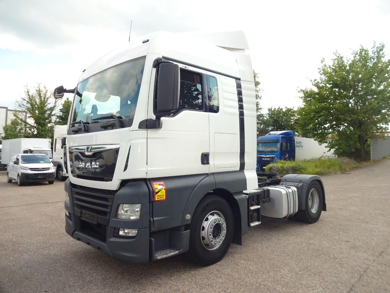 MAN 10 x TGX 18.470, XLX, Intarder, ACC, 2 Tank - Vlačilec: slika 3 MAN 10 x TGX 18.470, XLX, Intarder, ACC, 2 Tank - Vlačilec: slika 3