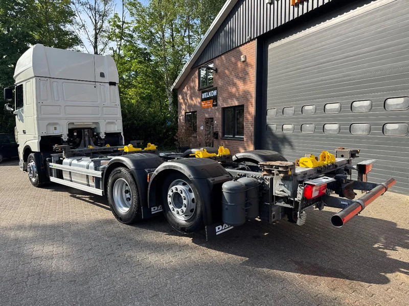DAF XF 480 6X2 SSC FAR BDF Retarder 2x AHK 7.82 Multiwechseler - Kontejnerski tovornjak/ Tovornjak z zamenljivim tovoriščem: slika 3 DAF XF 480 6X2 SSC FAR BDF Retarder 2x AHK 7.82 Multiwechseler - Kontejnerski tovornjak/ Tovornjak z zamenljivim tovoriščem: slika 3