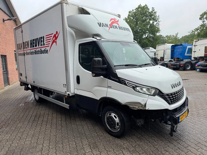 Iveco Daily 35C18 Koffer Airco 750KG Laadklep LBW Automatic! - Furgon: slika 2 Iveco Daily 35C18 Koffer Airco 750KG Laadklep LBW Automatic! - Furgon: slika 2