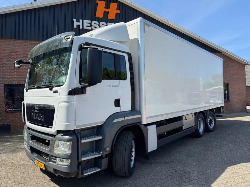 MAN TGS 26.320 EEV Koffer Stuuras AHK 3.000KG LBW 337.340KM! NL TRUCK - Tovornjak zabojnik: slika 1 MAN TGS 26.320 EEV Koffer Stuuras AHK 3.000KG LBW 337.340KM! NL TRUCK - Tovornjak zabojnik: slika 1
